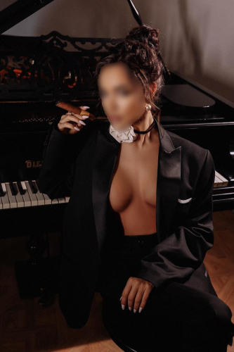 Индивидуалка СПб Дори Брюнетка c 3 размером груди у метро Ленинский Проспект Санкт-Петербург Фото-2